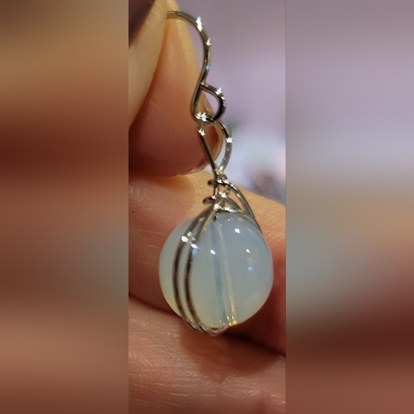 Vintage Silver Hook White Opal drop earrings NEW - Picture 6 of 7